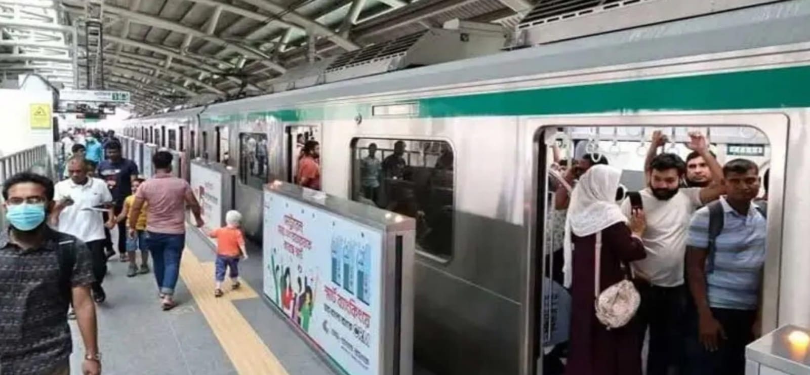 ঈদের দিন মেট্রোরেল বন্ধ: পরদিন থেকেই ফিরছে নিয়মিত যাতায়াত সেবা
