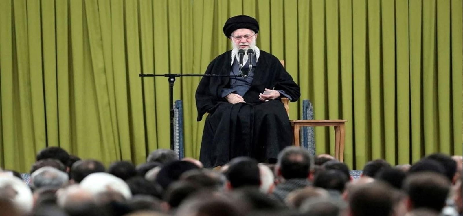 প্রতিরক্ষাই শেষ রক্ষা শেষ ভাষণে আধ্যাত্মিক ও সামরিক শক্তির বার্তা দিয়েছিলেন খামেনি