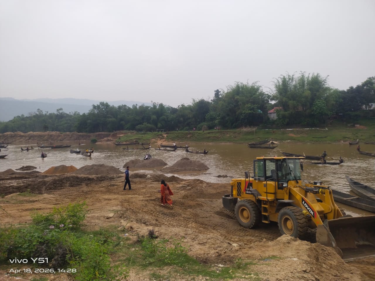 প্রাকৃতিক সম্পদ রক্ষায় প্রশাসনের কঠোর পদক্ষেপ ও জৈন্তাপুরে নদী রক্ষায় সফল অভিযান
