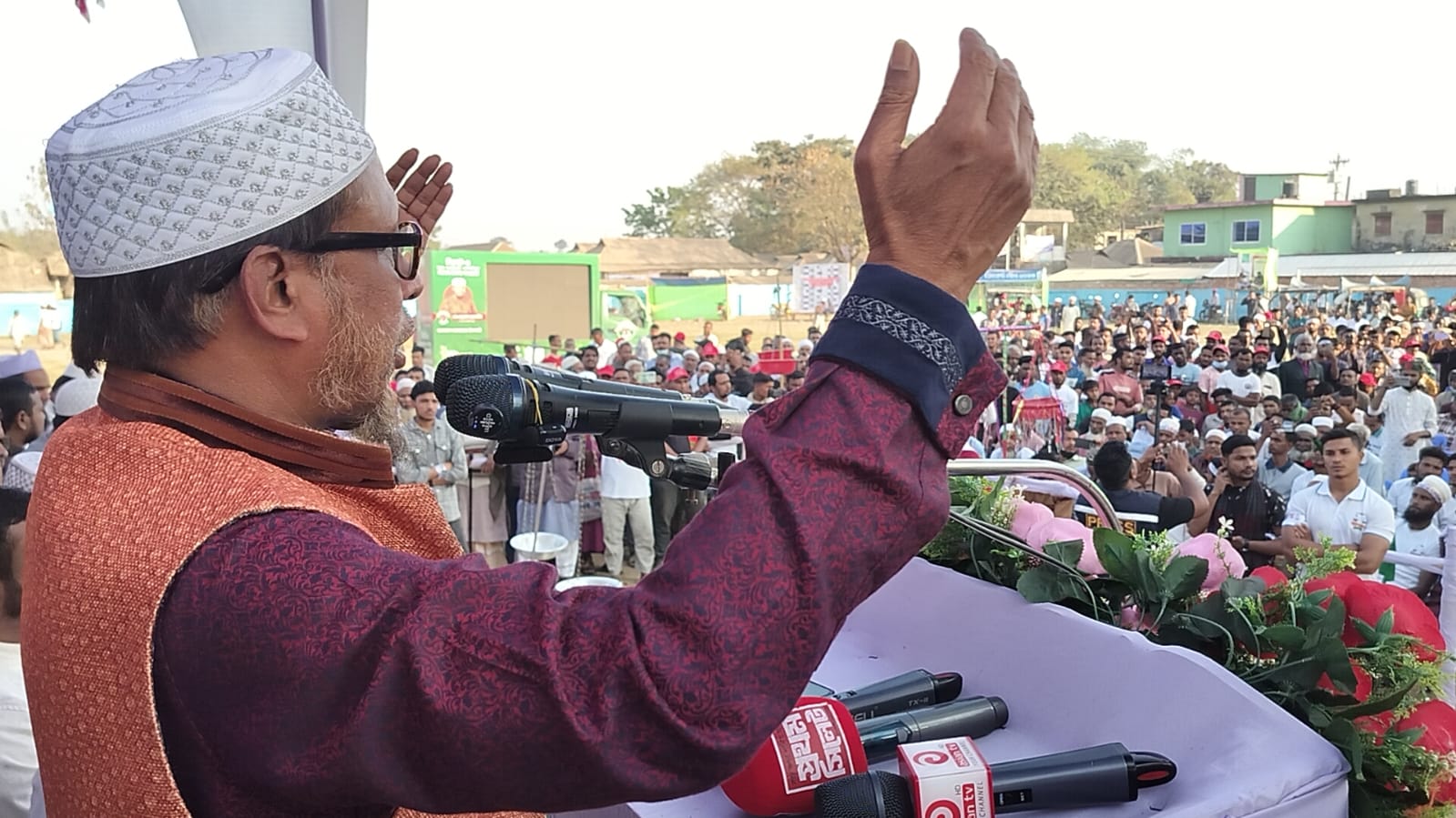 নির্বাচনী জনসভায় জয়নাল আবেদীন নির্বাচিত হলে পাথরকোয়ারি খুলে দেওয়া হবে, চাঁদাবাজি ও দুর্নীতি বন্ধ করা হবে