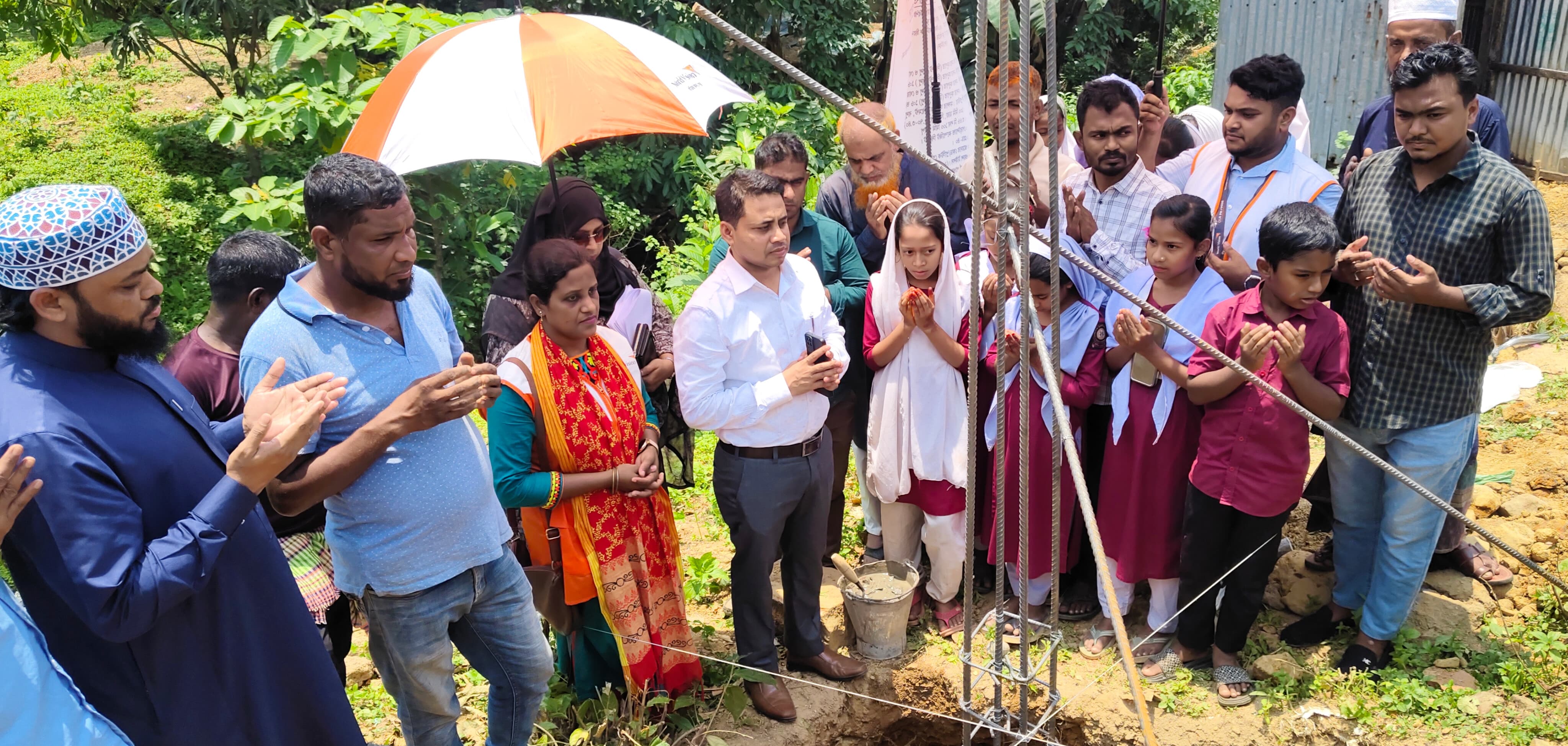 ১৫ বছরের কষ্টের অবসান ঘটিয়ে গোয়াইনঘাটের গুচ্ছগ্রাম বিদ্যালয়ে আধুনিক ওয়াশ ব্লকের যাত্রা