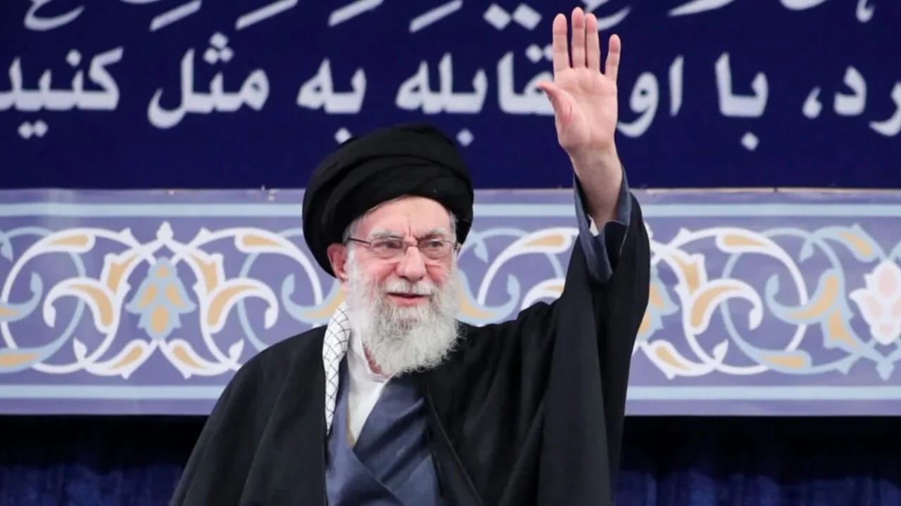 মাশহাদ শহরেই সমাহিত করা হবে আয়াতুল্লাহ আলি খামেনিকে