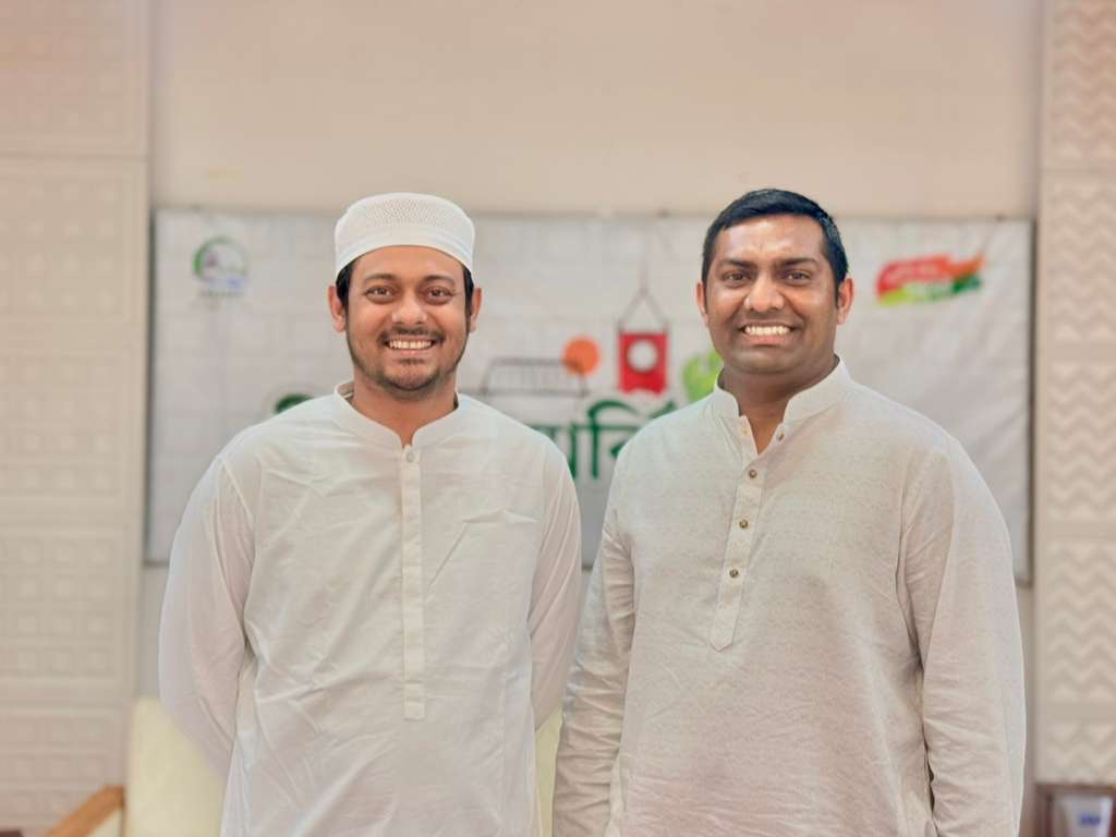 সিলেটে এনসিপির ইফতার মাহফিলে তরুণদের জোয়ার: সমালোচকদের জবাব দিলেন প্রকৌশলী রাশেল